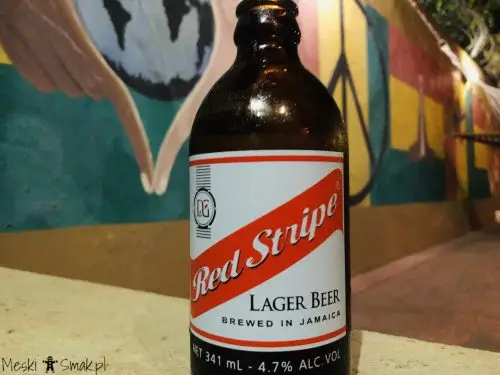 jamajka ciekawostki Chiliout z Red Stripe w Reggae Hostel w Ocho Rios Męski Smak